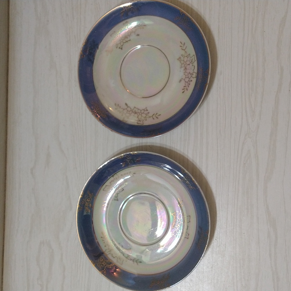 Vintage 1950's Iridescent Mother of Pearl w Blue Band and Gold Design Tea Set - Picture 5 of 7